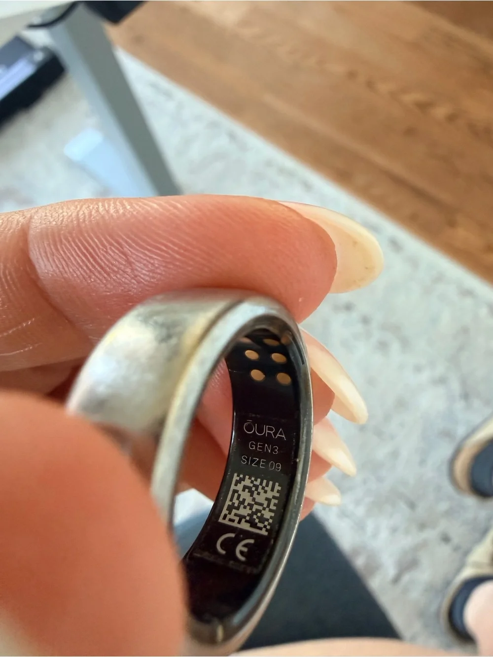 Oura Ring Gen3 Smart Ring — Black Inner Band